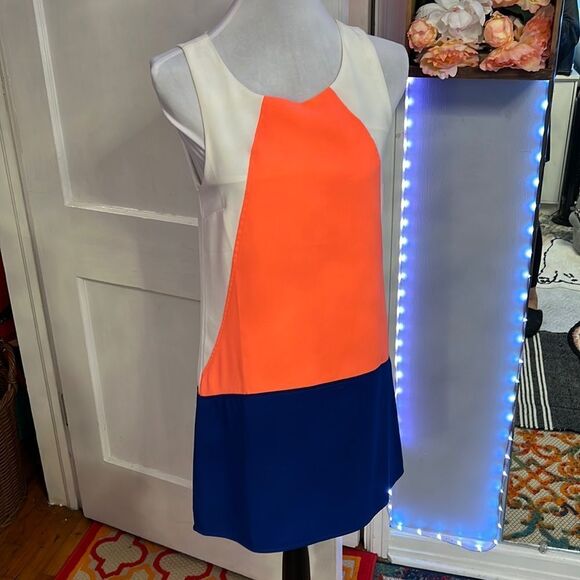Women’s Skies Are Blue Vibrant Color Block Shift Dress Size Small - Picture 1 of 5